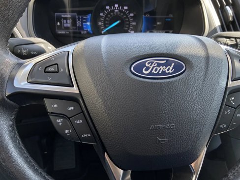 Used 2022 Ford Edge SEL image 14