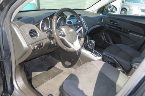 Used 2013 Chevrolet Cruze LT image 12