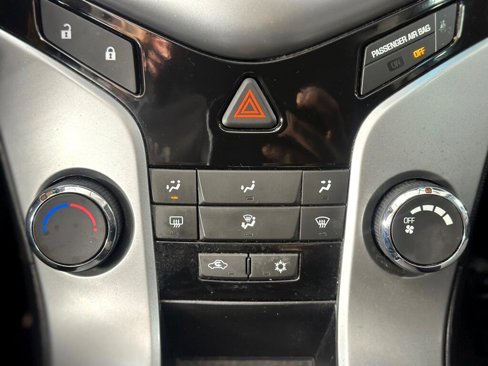 Used 2012 Chevrolet Cruze LS w/ Connectivity Package image 19