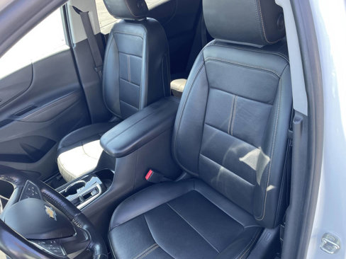 Used 2022 Chevrolet Equinox Premier image 3