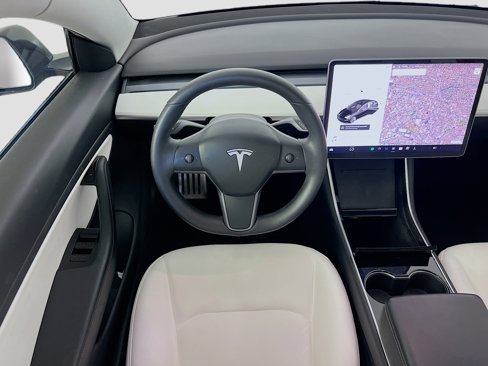 Used 2020 Tesla Model 3 Standard Range image 23