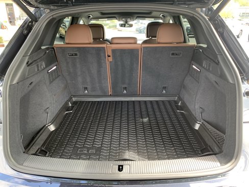 Used 2018 Audi Q5 2.0T Premium Plus w/ Premium Plus Package image 34