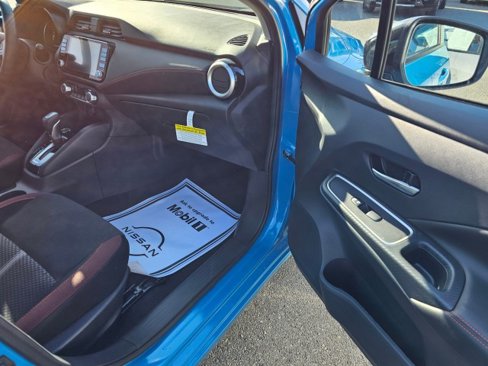 New 2025 Nissan Versa SR w/ Trunk Package image 11