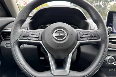Certified 2024 Nissan Altima 2.5 SV image 25