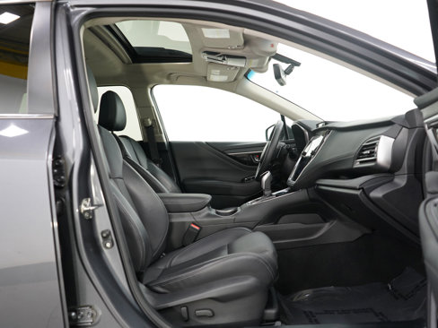 Used 2020 Subaru Outback Limited w/ Popular Package #2 image 10