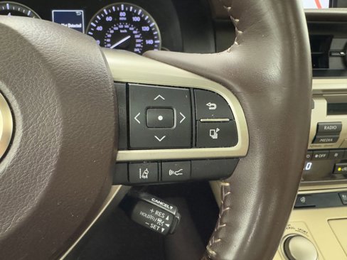 Used 2018 Lexus ES 350 w/ Navigation System Package image 23