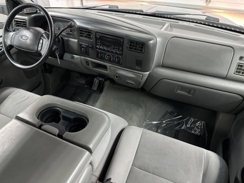 Used 2004 Ford F350 XLT image 12