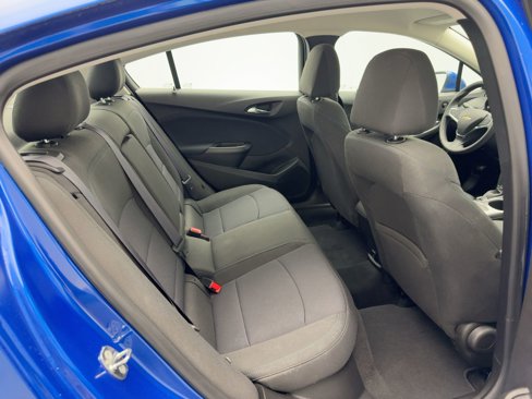 Used 2017 Chevrolet Cruze LT w/ Convenience Package image 23