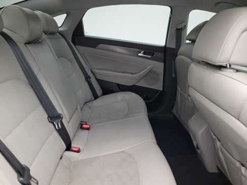 Used 2016 Hyundai Sonata Sport w/ Option Group 1V image 19