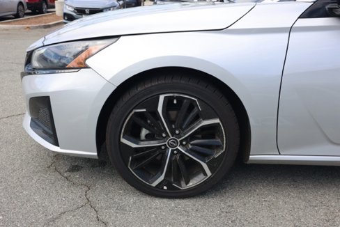 Used 2023 Nissan Altima 2.5 SR image 11