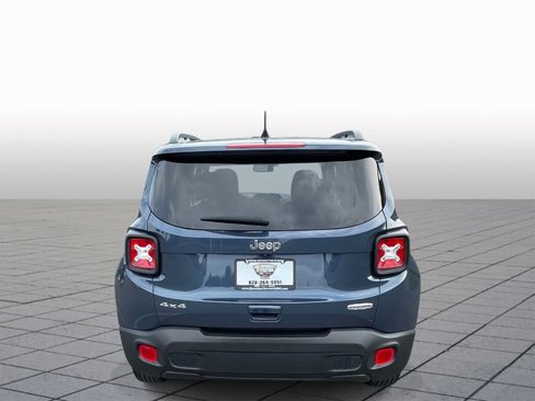 Used 2022 Jeep Renegade Latitude w/ Convenience Group image 6