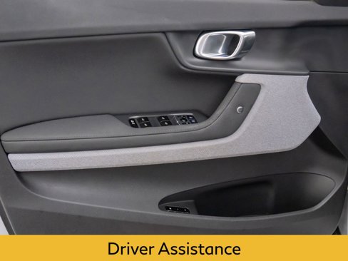 Used 2022 Polestar Polestar 2 w/ Pilot Package image 12