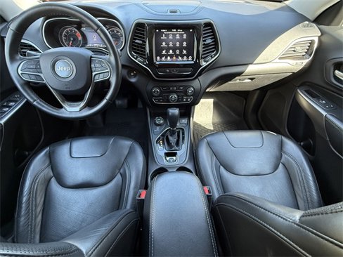 Used 2019 Jeep Cherokee Limited image 22