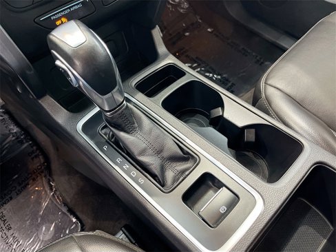 Used 2018 Ford Escape SEL image 17
