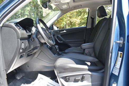 Used 2019 Volkswagen Tiguan S image 23