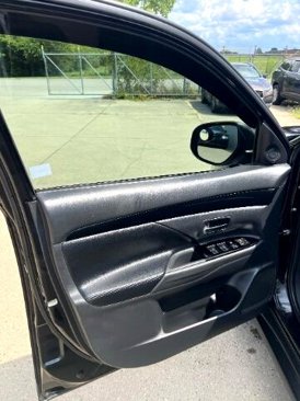 Used 2015 Mitsubishi Outlander SE image 5