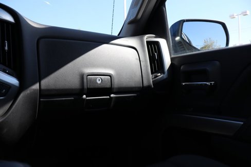 Used 2018 Chevrolet Silverado 1500 LT w/ All Star Edition image 42