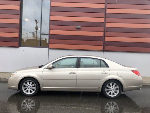 Used 2006 Toyota Avalon Limited image 5