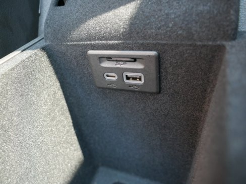 Certified 2022 Cadillac XT5 Premium Luxury w/ LPO, Floor Liner Package image 22