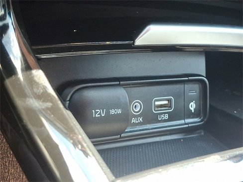Used 2020 Kia Stinger GT-Line image 23