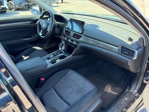 Used 2019 Honda Accord LX image 8