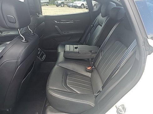 Used 2014 Maserati Quattroporte S Q4 image 16