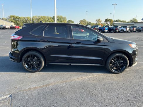 Used 2020 Ford Edge ST w/ Equipment Group 401A image 6