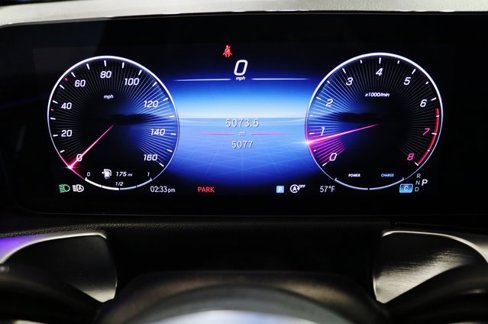 Used 2025 Mercedes-Benz GLB 250 4MATIC image 21