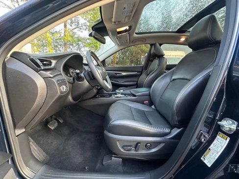 Used 2022 INFINITI QX50 Luxe image 25