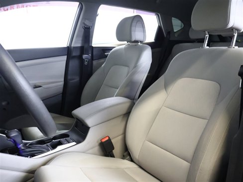 Used 2018 Hyundai Tucson SE image 9