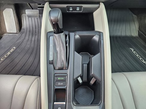 Certified 2023 Honda Accord EX image 27