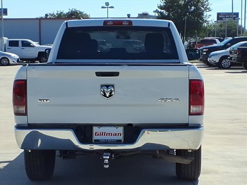 Used 2020 RAM 1500 Classic SLT image 8