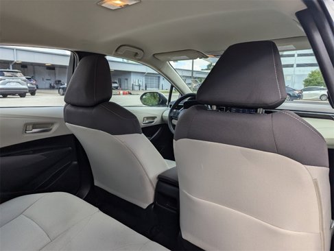Used 2021 Toyota Corolla LE image 16