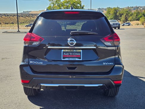 Used 2019 Nissan Rogue SV image 5