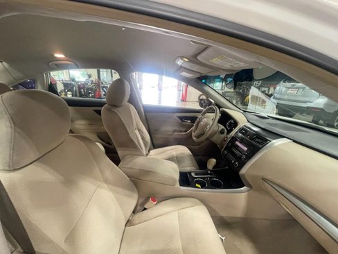 Used 2013 Nissan Altima 2.5 S image 3