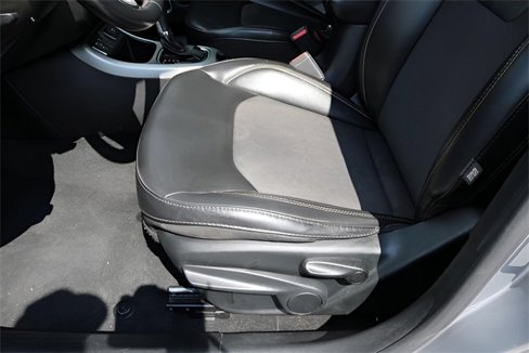 Used 2019 Jeep Compass Latitude image 13