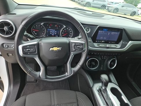 Used 2020 Chevrolet Blazer LT image 17