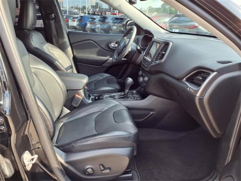 Used 2022 Jeep Cherokee Latitude Lux image 11