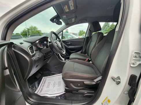Used 2018 Chevrolet Trax LS image 20