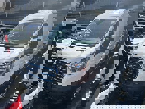 Used 2022 Ford E-Transit Medium Roof w/ Load Area Protection Package image 2