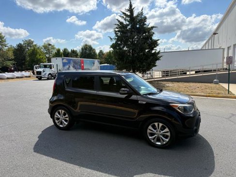 Used 2014 Kia Soul + image 5