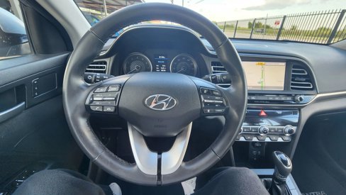 Used 2020 Hyundai Elantra Limited w/ Ultimate Package 03 image 33
