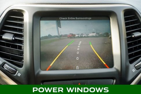 Used 2015 Jeep Cherokee Limited image 15