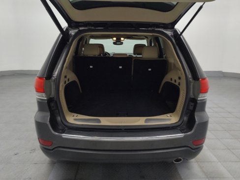 Used 2018 Jeep Grand Cherokee Limited image 29