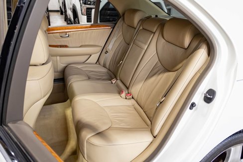 Used 2005 Lexus LS 430 image 36