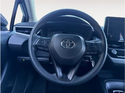 Used 2023 Toyota Corolla LE image 12