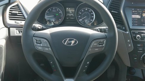 Used 2018 Hyundai Santa Fe Sport w/ 2.4L Value Package 02 image 10