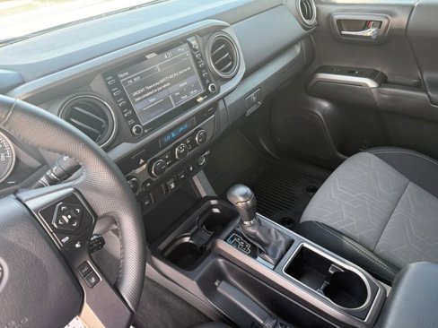 Used 2023 Toyota Tacoma TRD Sport image 16