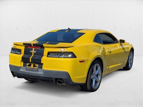 Used 2015 Chevrolet Camaro LT w/ RS Package image 5