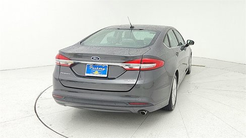 Used 2018 Ford Fusion S image 6